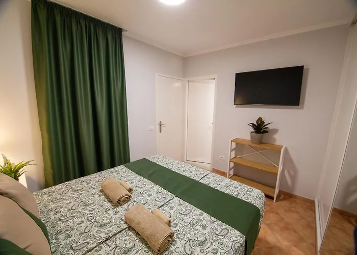 Loropalm Lägenhet *